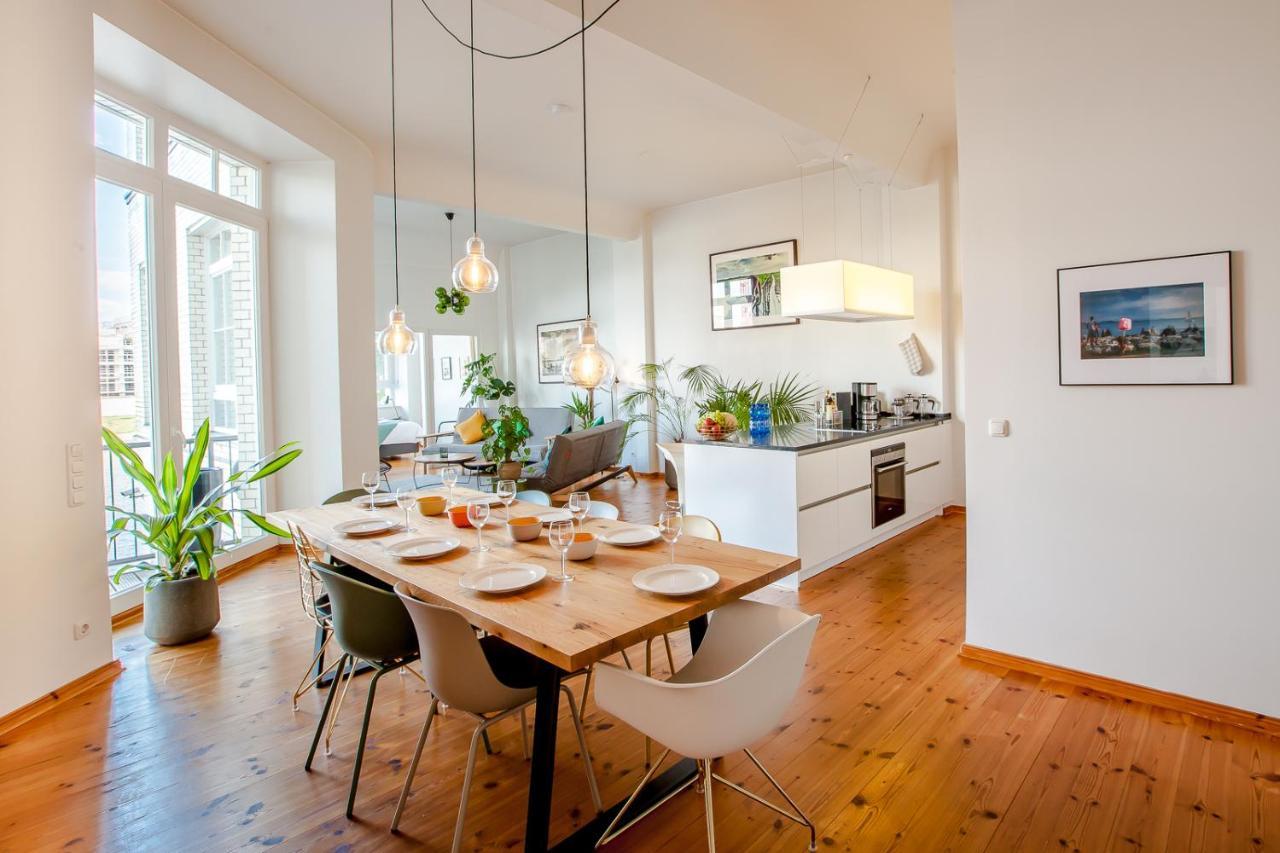 Family-Friendly Waterfront Loft, 3 Bedrooms, 130 M2 Berlin Exteriör bild