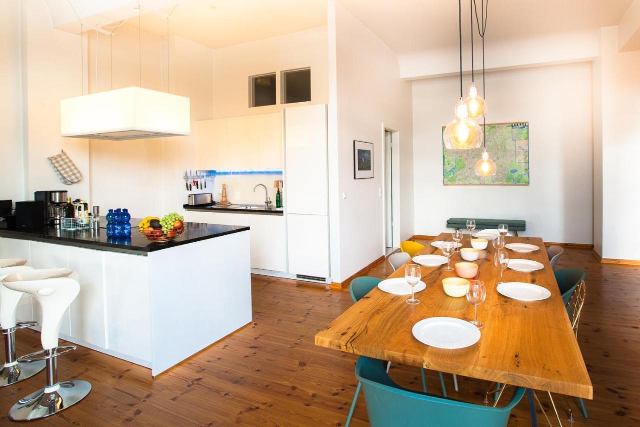 Family-Friendly Waterfront Loft, 3 Bedrooms, 130 M2 Berlin Exteriör bild
